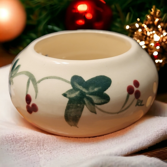 Vintage Pottery By Levine Richmond CA Potpourri Dish Excellent Condition - Picture 3 of 4